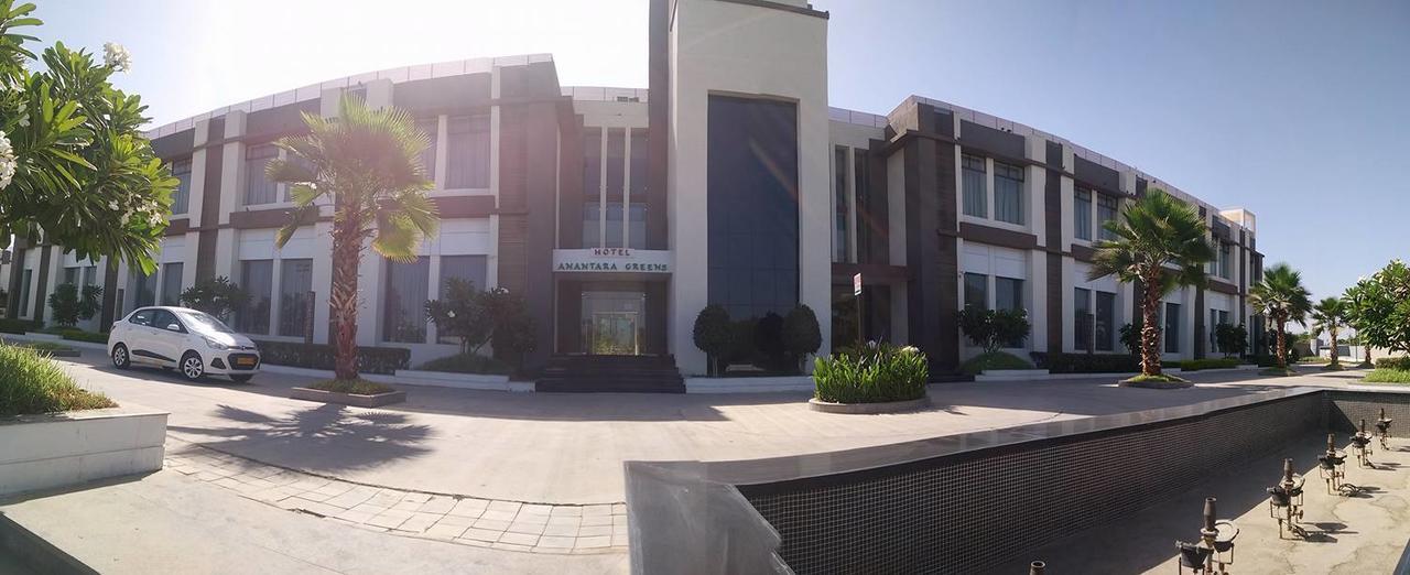 Hotel Anantaragreens Disa Екстериор снимка