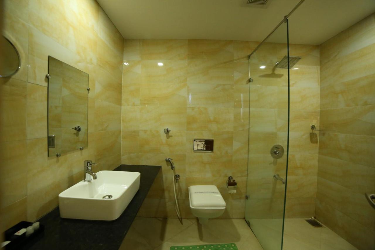 Hotel Anantaragreens Disa Екстериор снимка