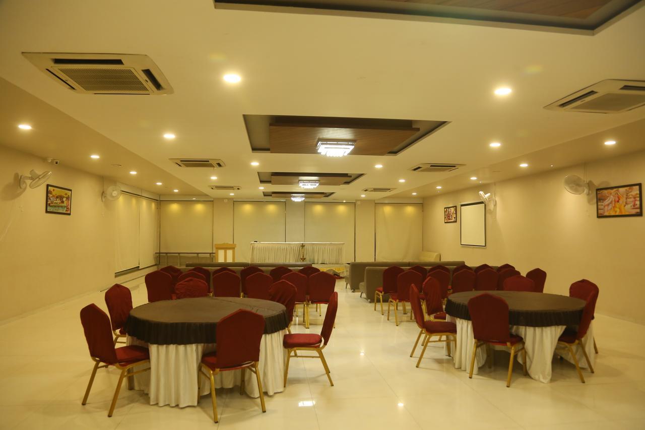 Hotel Anantaragreens Disa Екстериор снимка