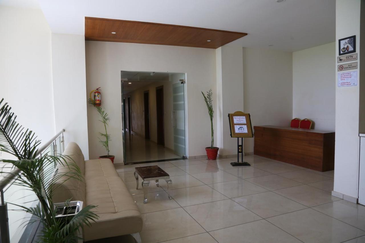 Hotel Anantaragreens Disa Екстериор снимка