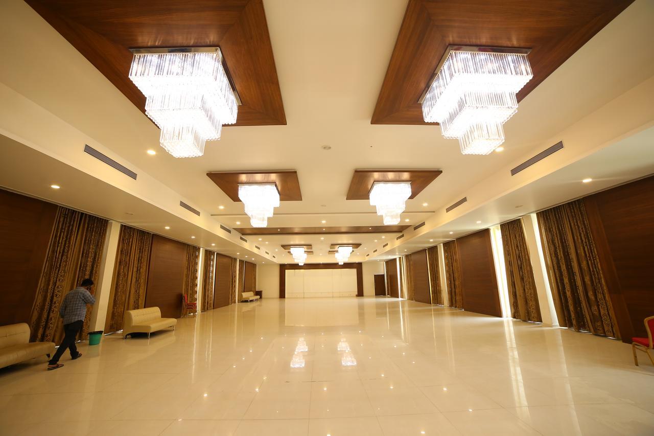 Hotel Anantaragreens Disa Екстериор снимка